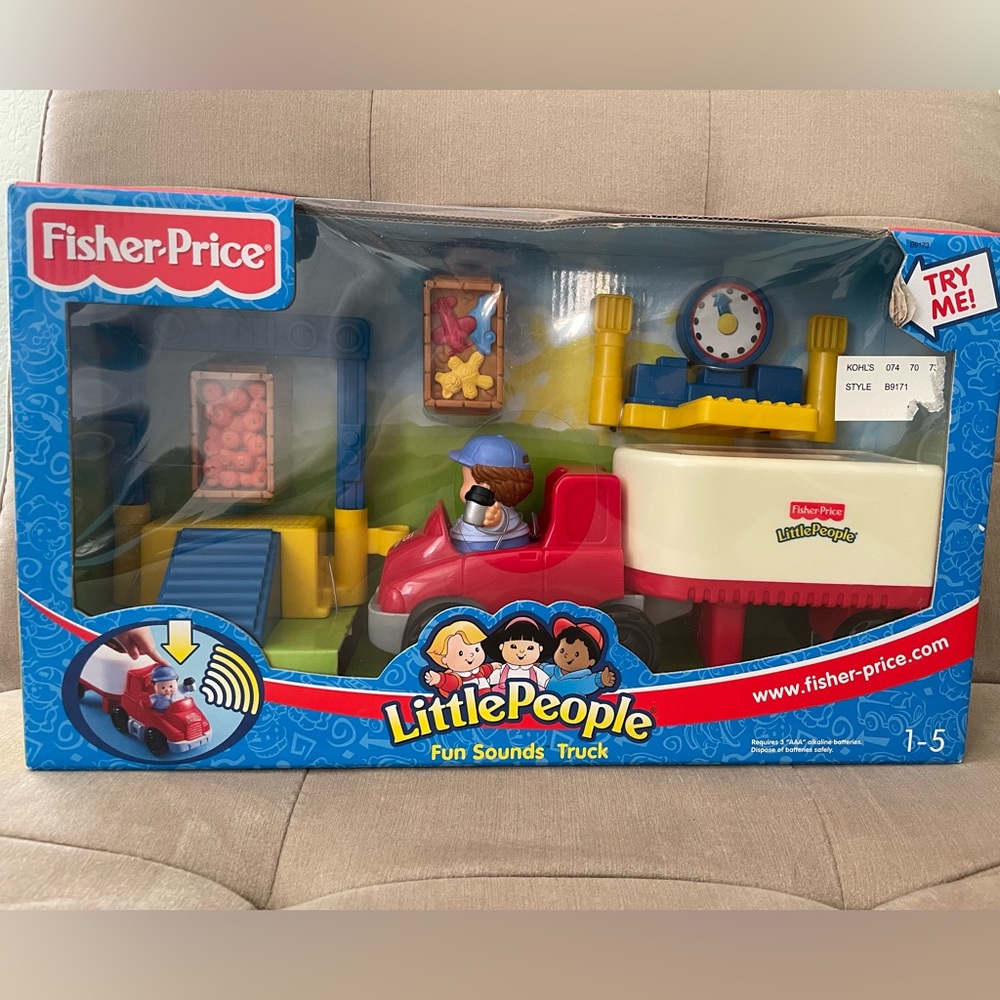 *NIB* Little People Lot - Fun Sounds Truck and Neighborhood Vehicles